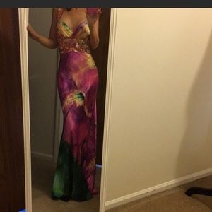 NWT Size 4 David’s Bridal Formal Dress